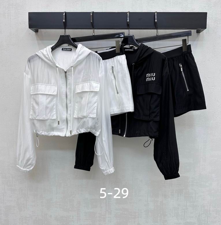 MiuMiu S-XL 105